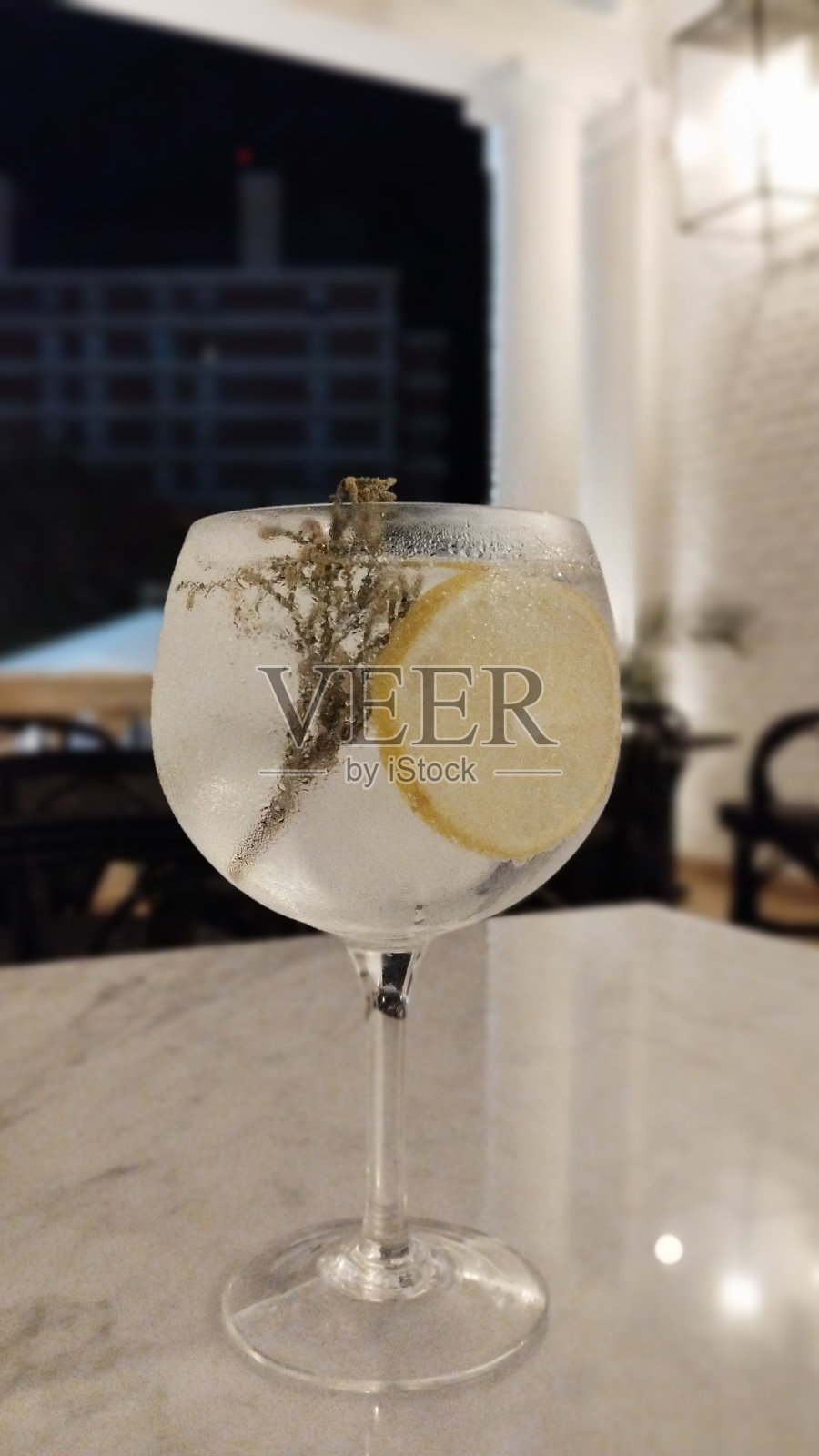 杜松子酒补药照片摄影图片