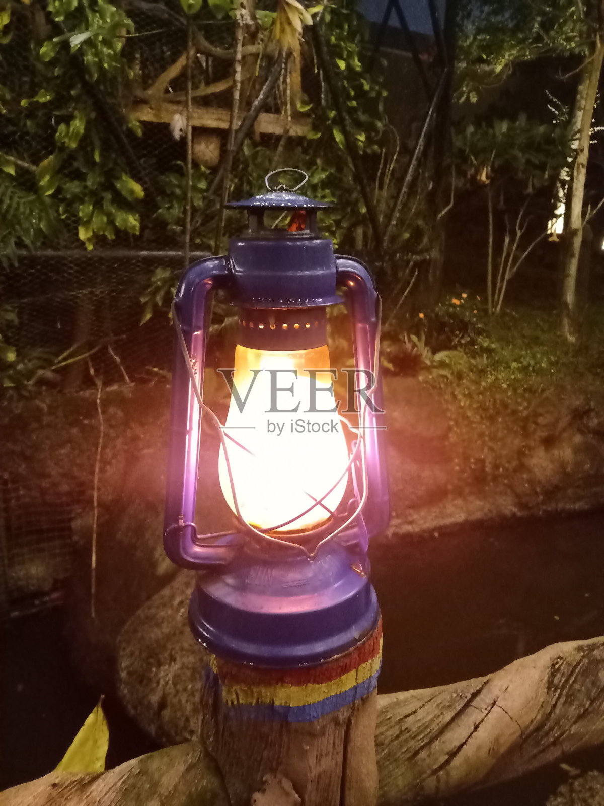 印尼传统灯具设计照片摄影图片