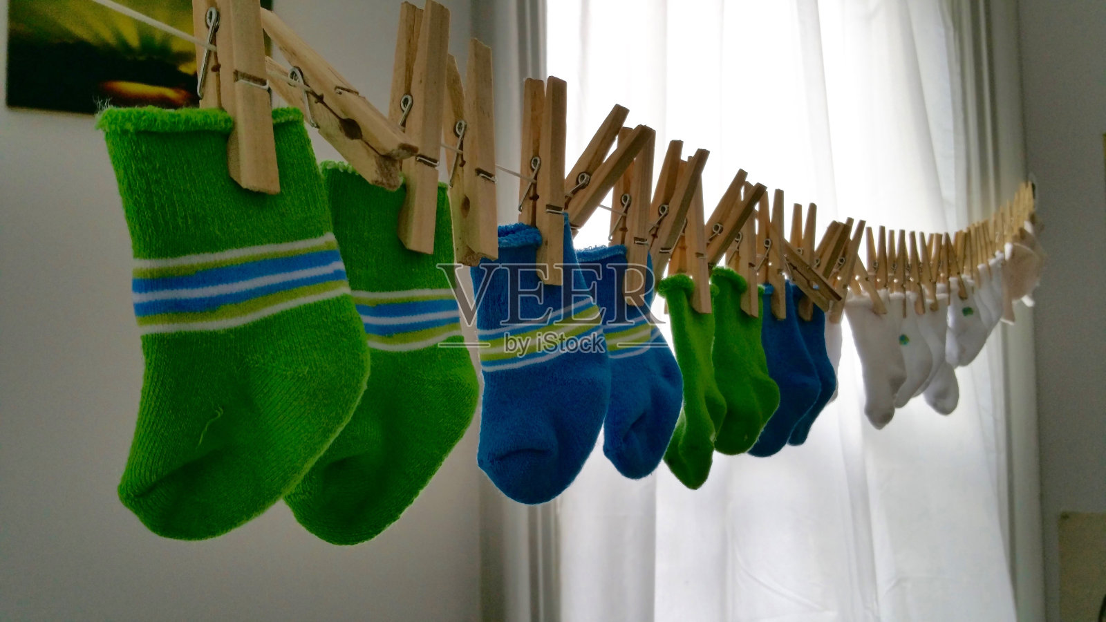 小挂式婴儿袜照片摄影图片