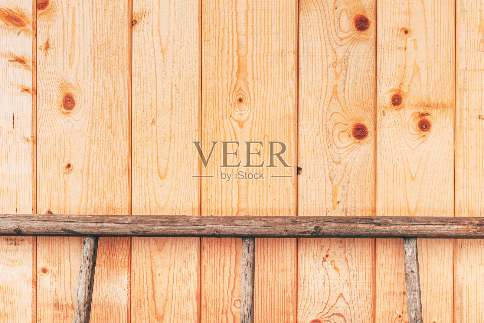 松木墙和木梯作为抽象的背景照片摄影图片