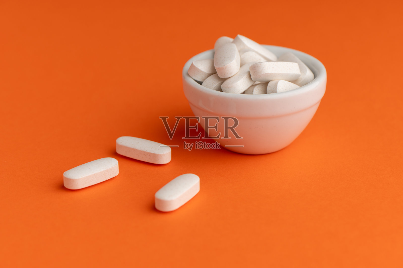 维生素C胶囊照片摄影图片