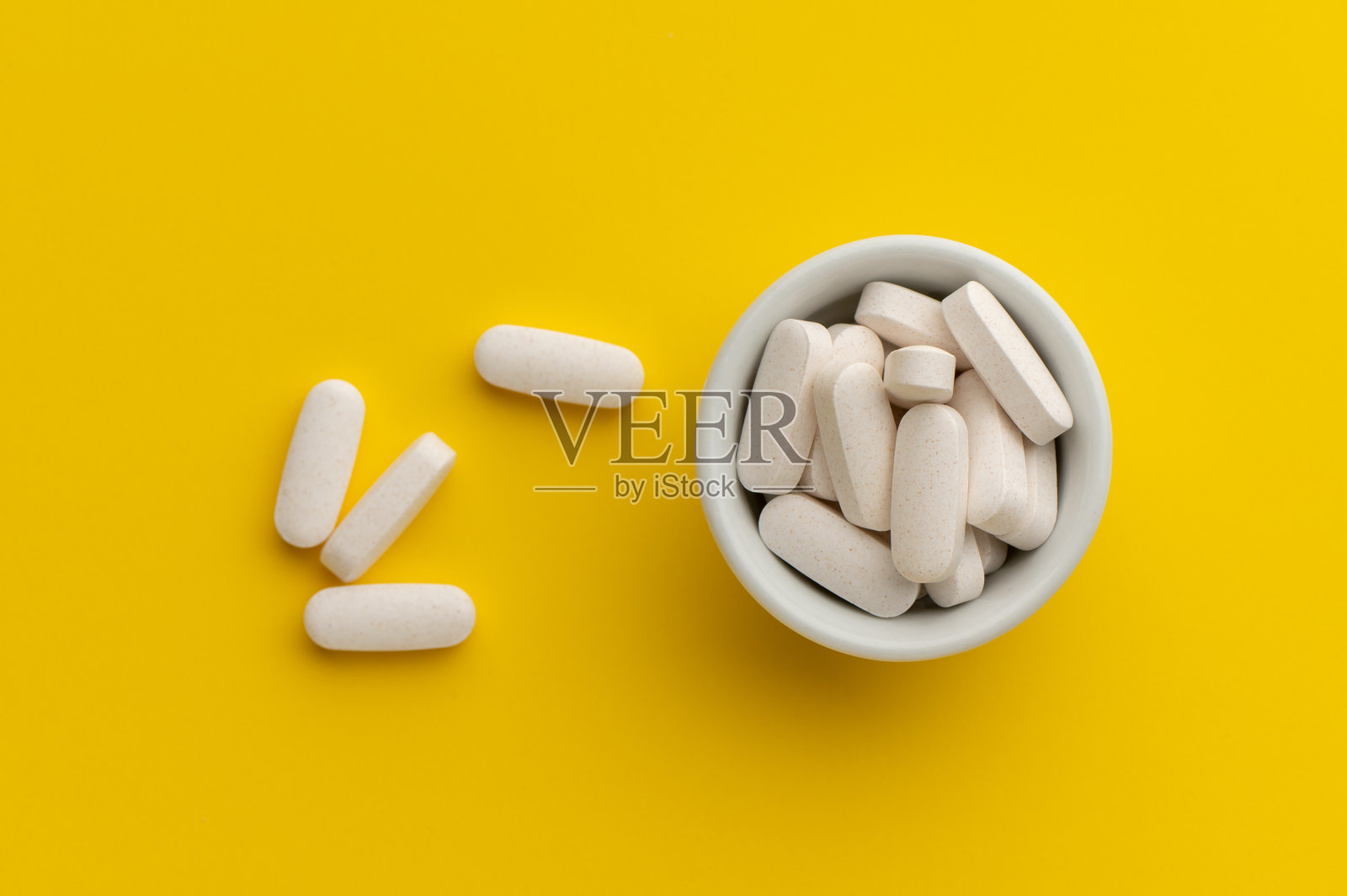 维生素C胶囊照片摄影图片