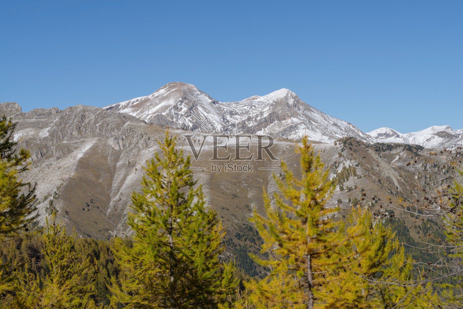 利古里亚阿尔卑斯山脉，意大利照片摄影图片