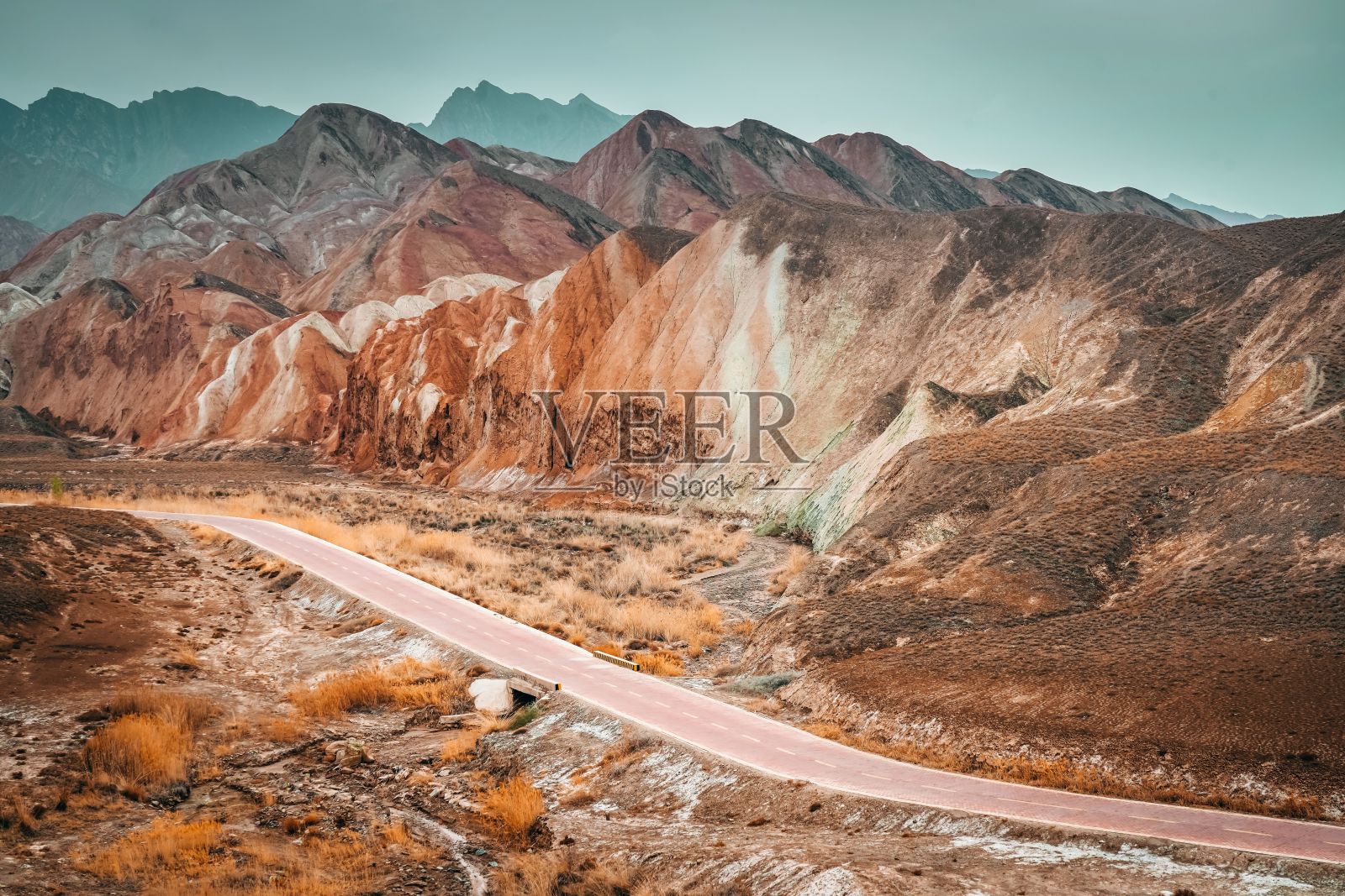 古丝绸之路、张掖七彩丹霞是中国甘肃省的自然奇观照片摄影图片