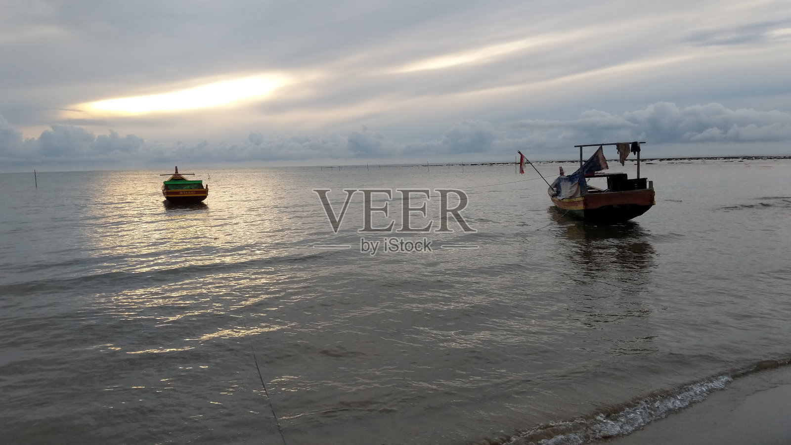 渔船照片摄影图片