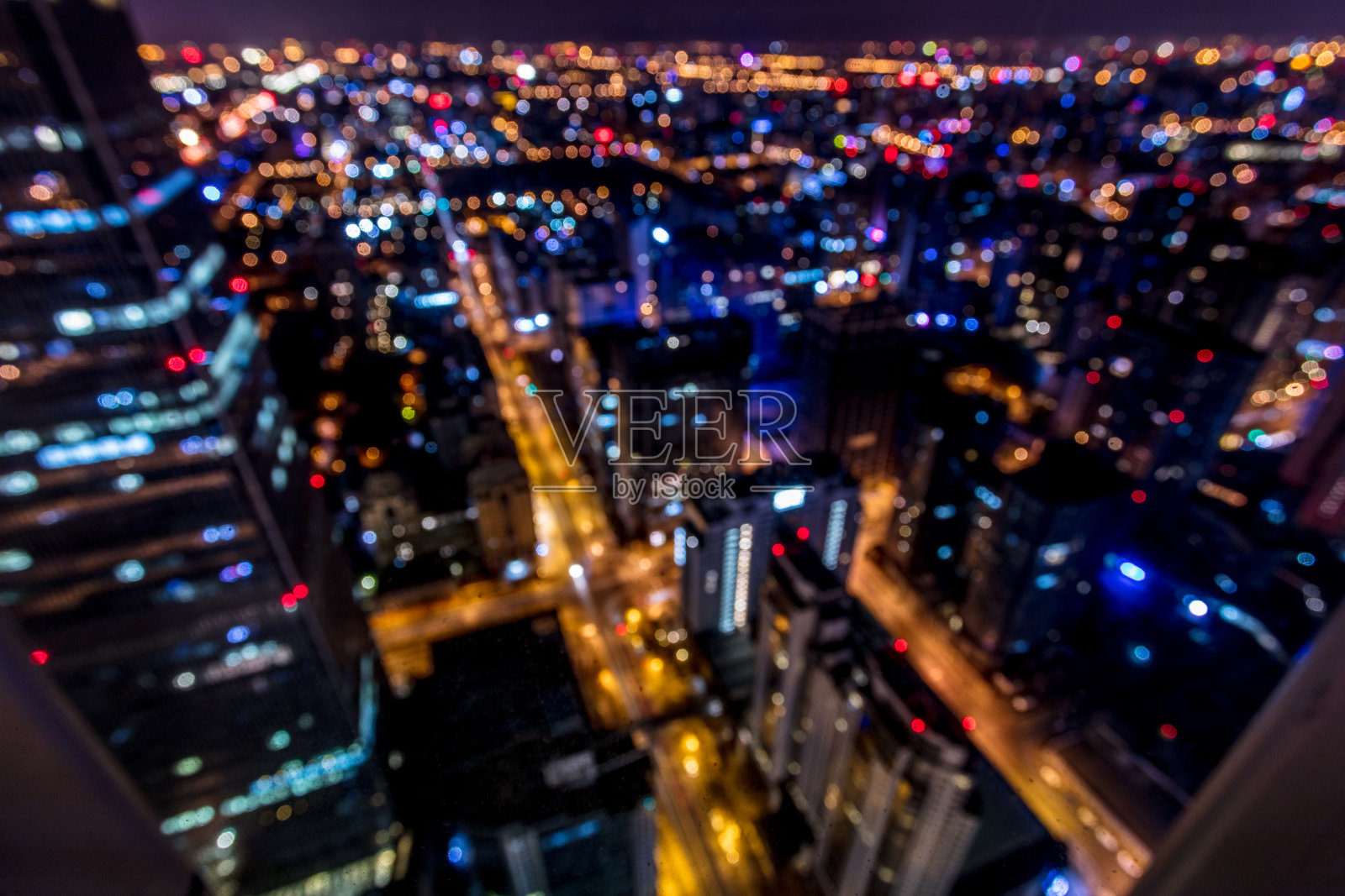 模糊了北京城市夜晚的背景照片摄影图片