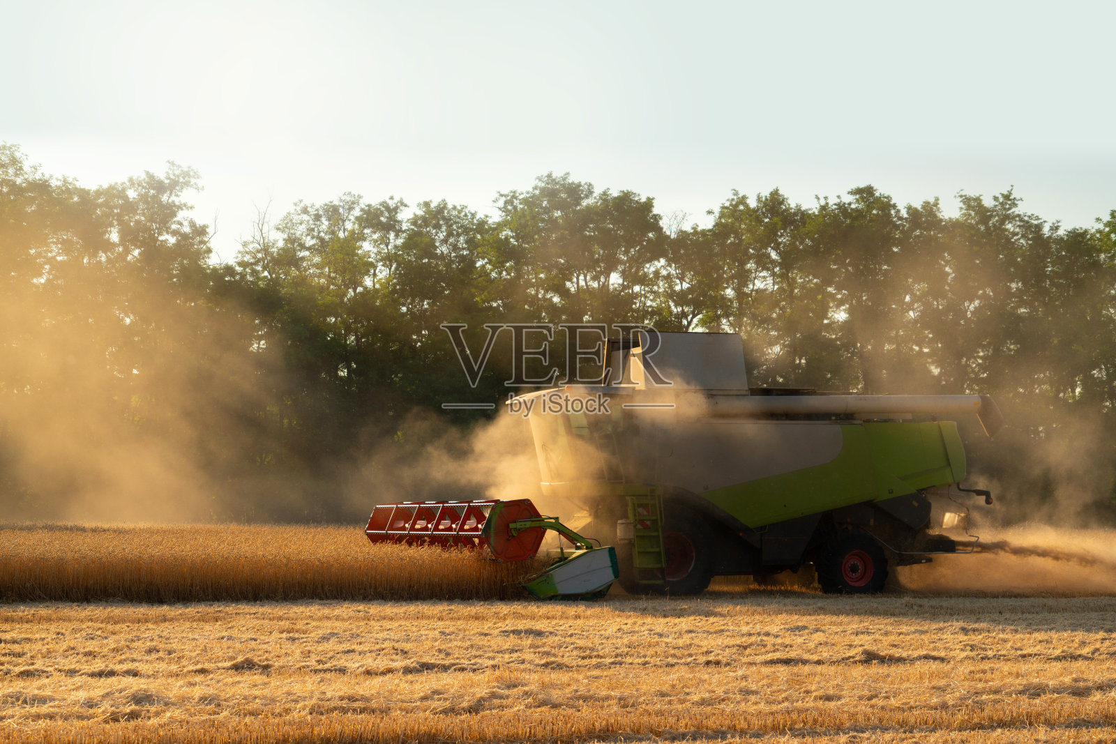 联合收割机照片摄影图片