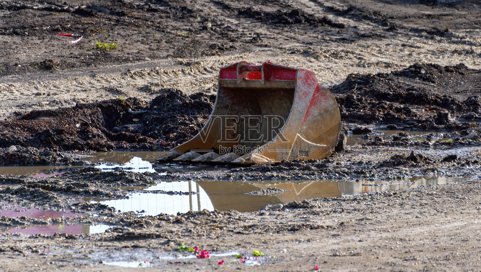红色挖掘机铲照片摄影图片