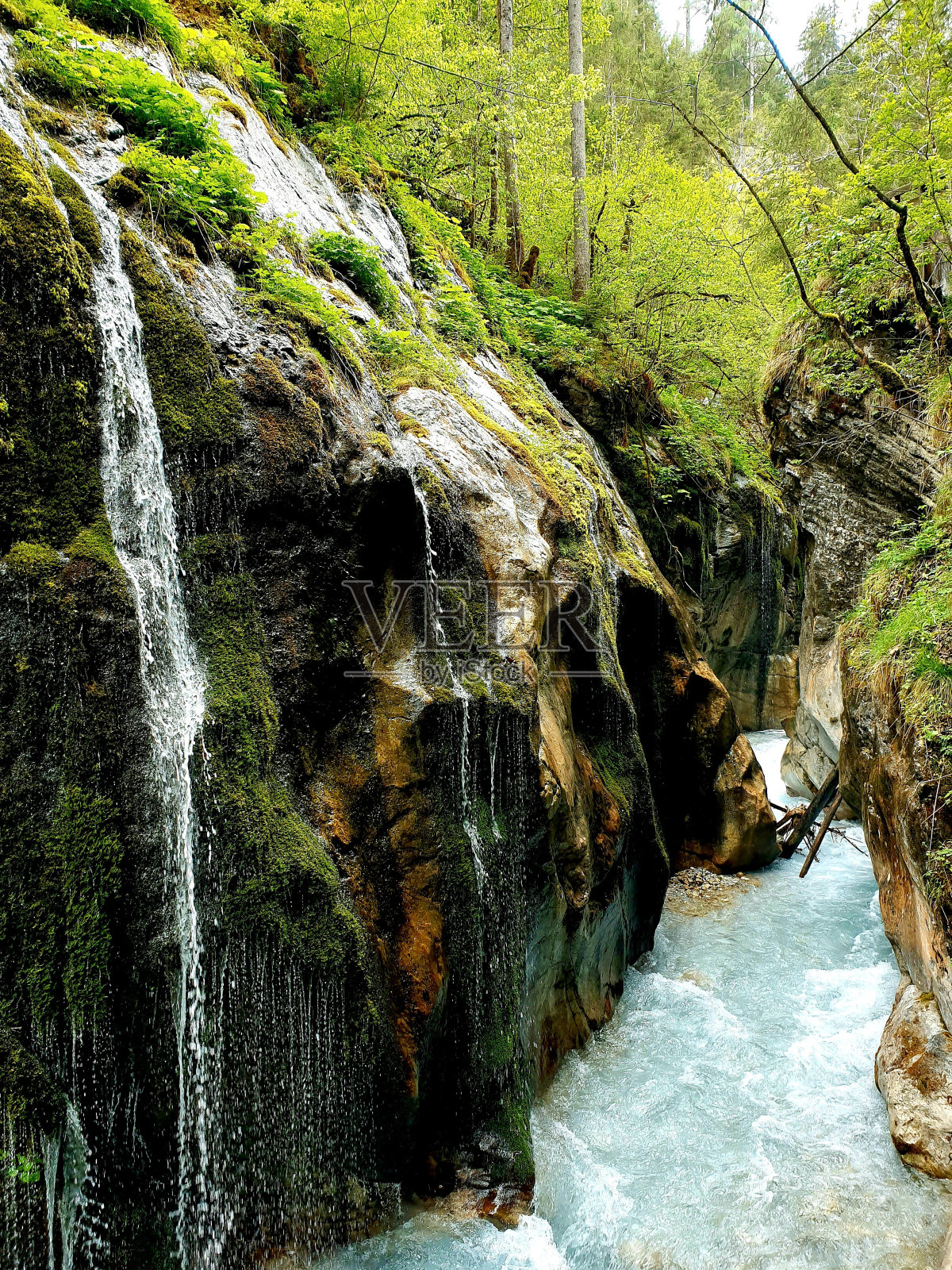 在拉姆索附近的温巴克拉姆河照片摄影图片