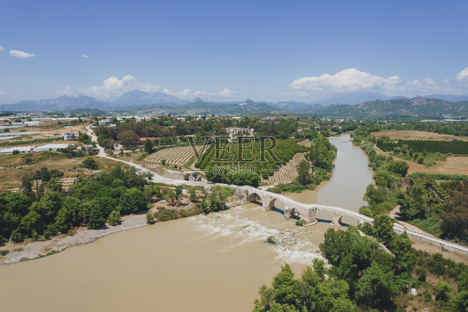 土耳其安塔利亚阿斯潘多斯古城的渡槽照片摄影图片
