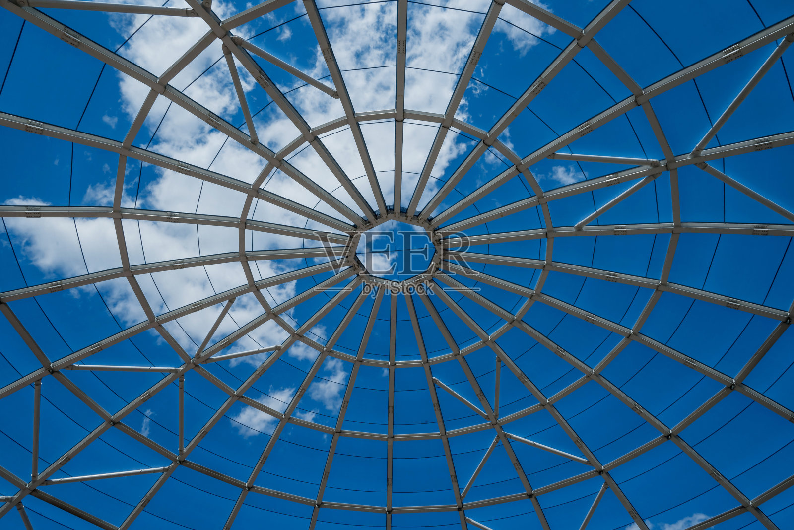 室外金属钢框架建筑施工照片摄影图片