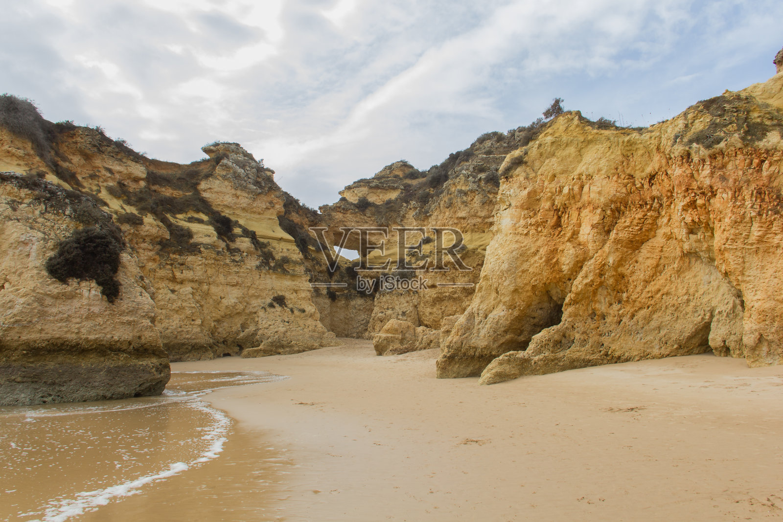 Três irm<e:1> os海滩，阿尔沃尔，阿尔加维，葡萄牙照片摄影图片