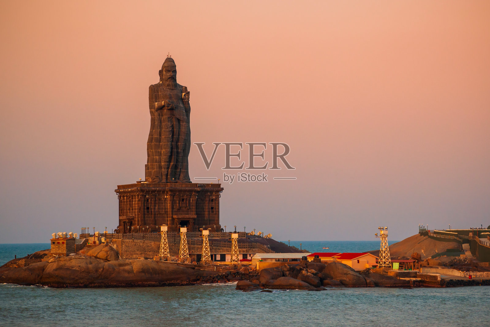 印度Kanyakumari的Thiruvalluvar雕像照片摄影图片