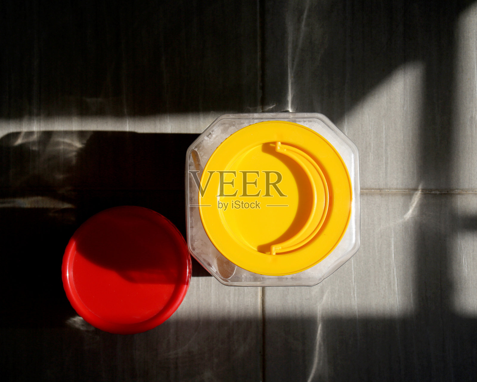 红色和黄色照片摄影图片