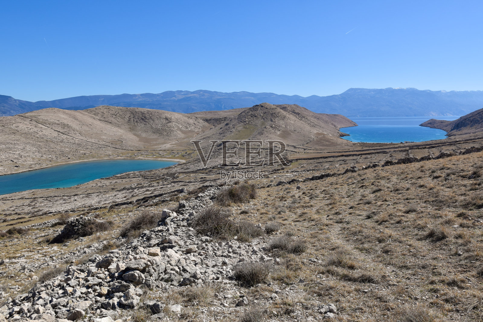 全景的海湾贝拉卢卡和马拉卢卡在克尔克岛的东侧照片摄影图片