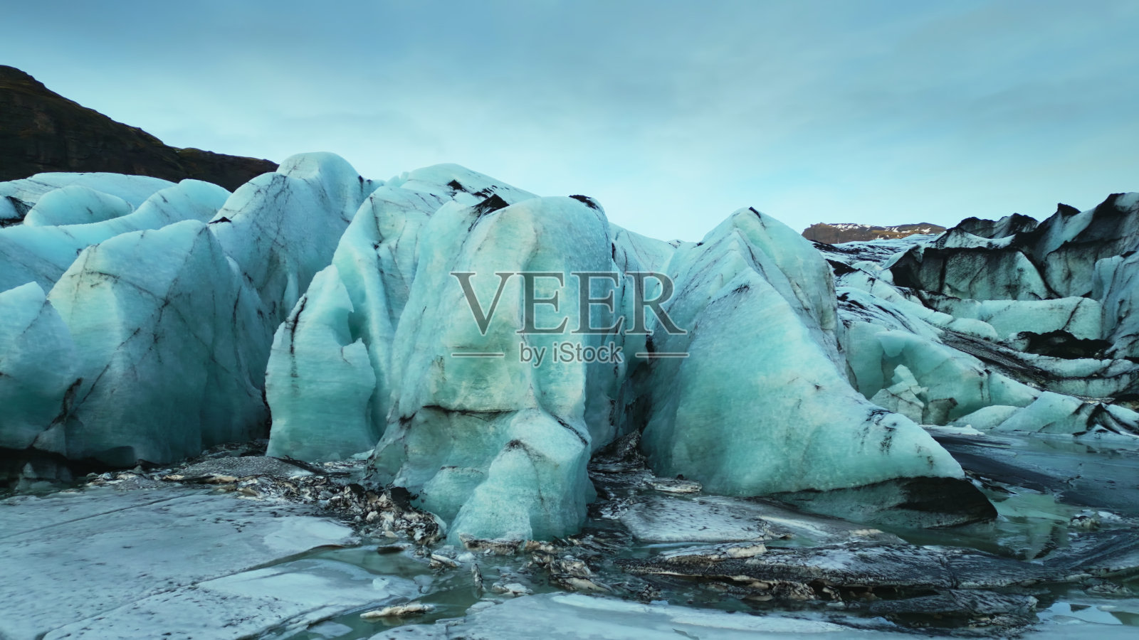 无人机拍摄的瓦特纳冰盖照片摄影图片
