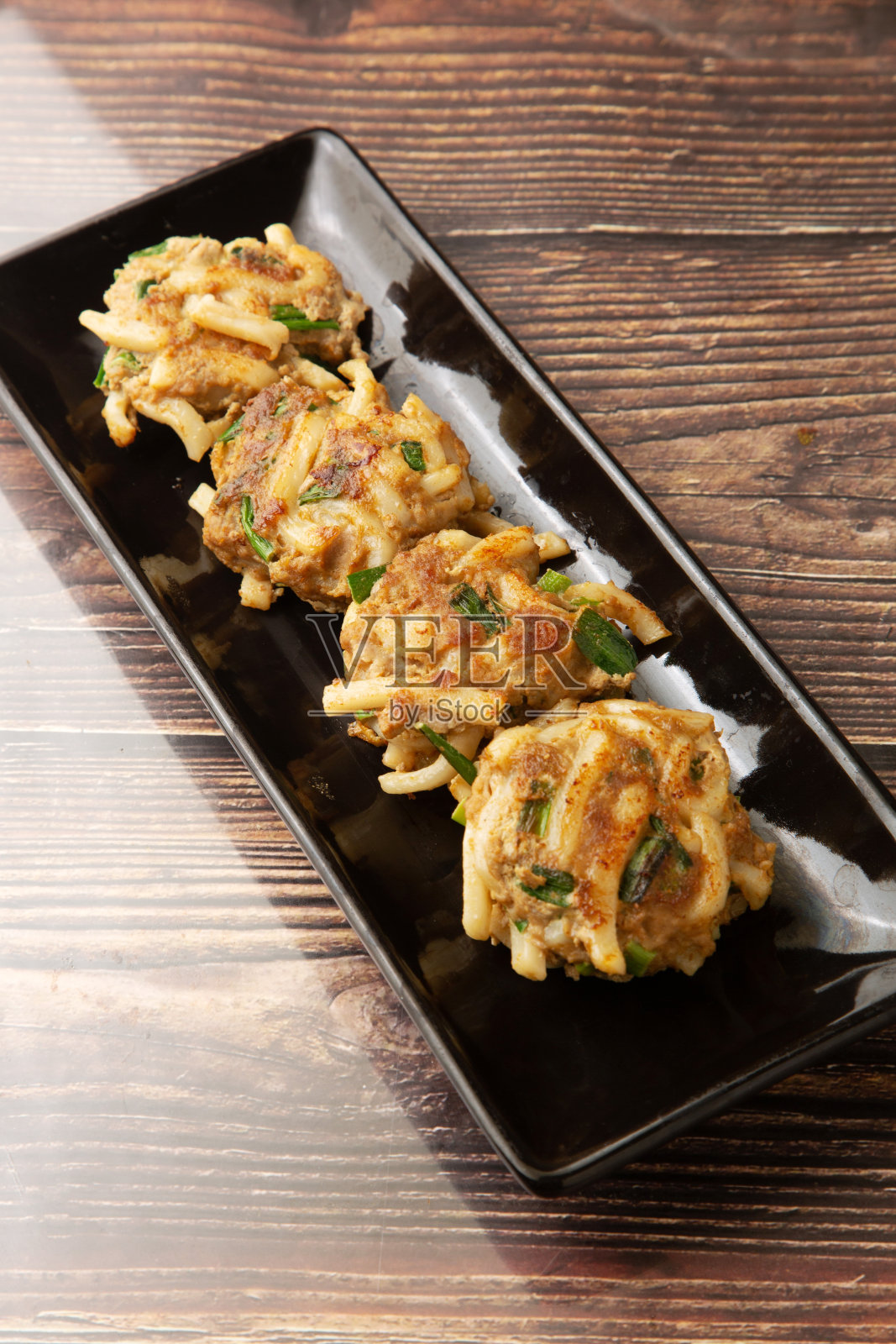 乌冬凉拌，高摫市的特产照片摄影图片