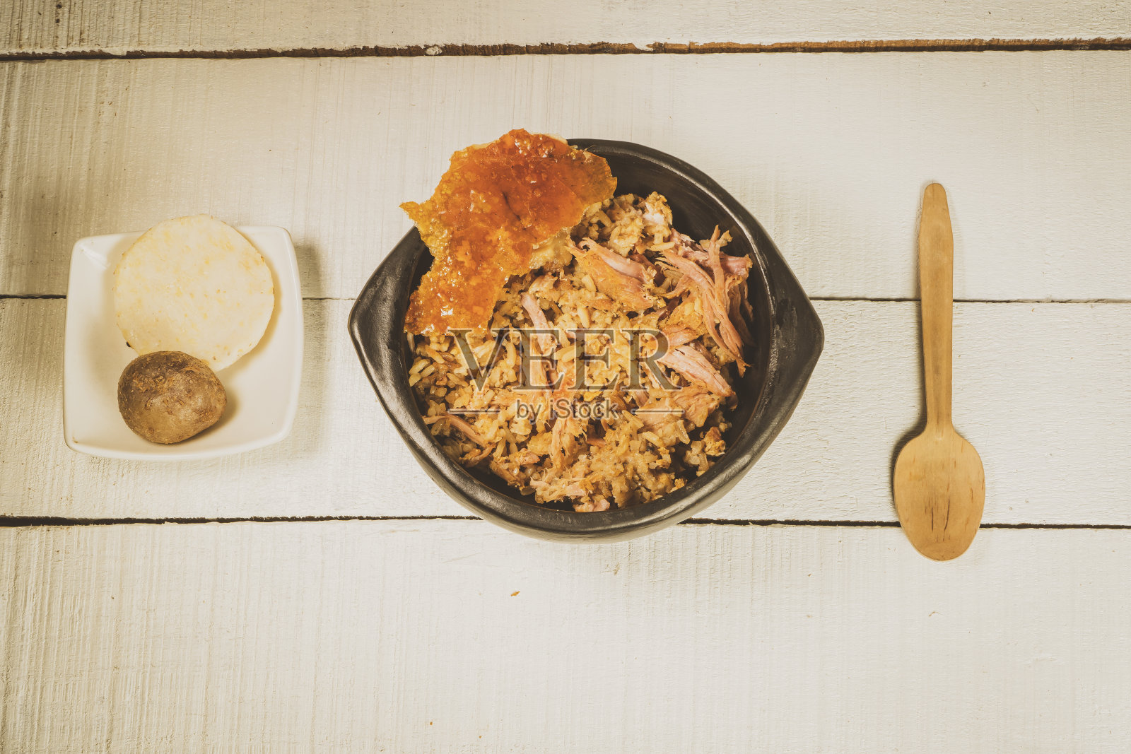 典型的托利马乳香配米饭照片摄影图片