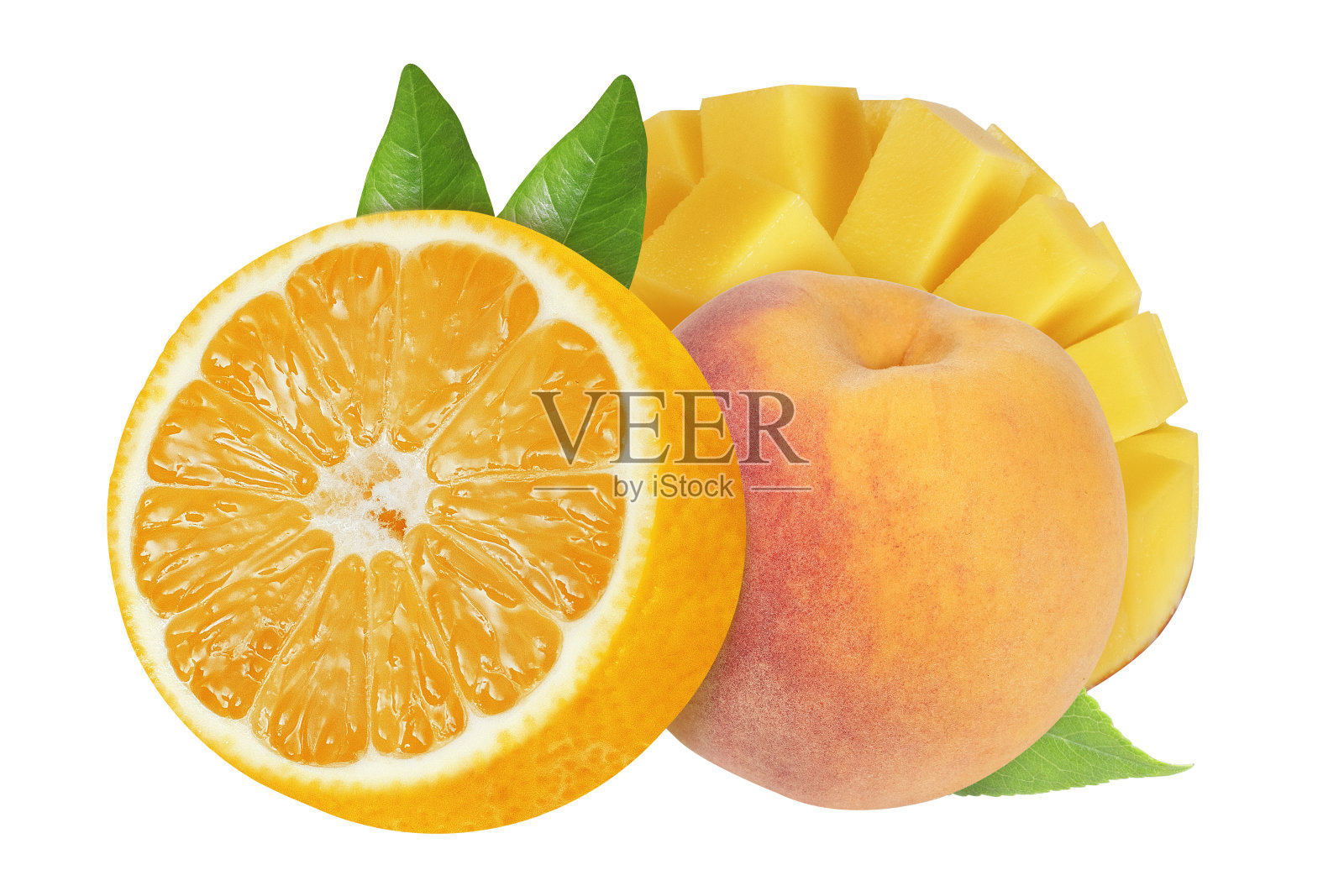 桃色，芒果和橙色在一个孤立的白色背景。照片摄影图片