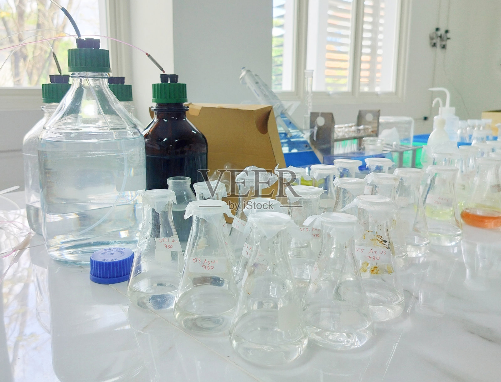 化学分析照片摄影图片