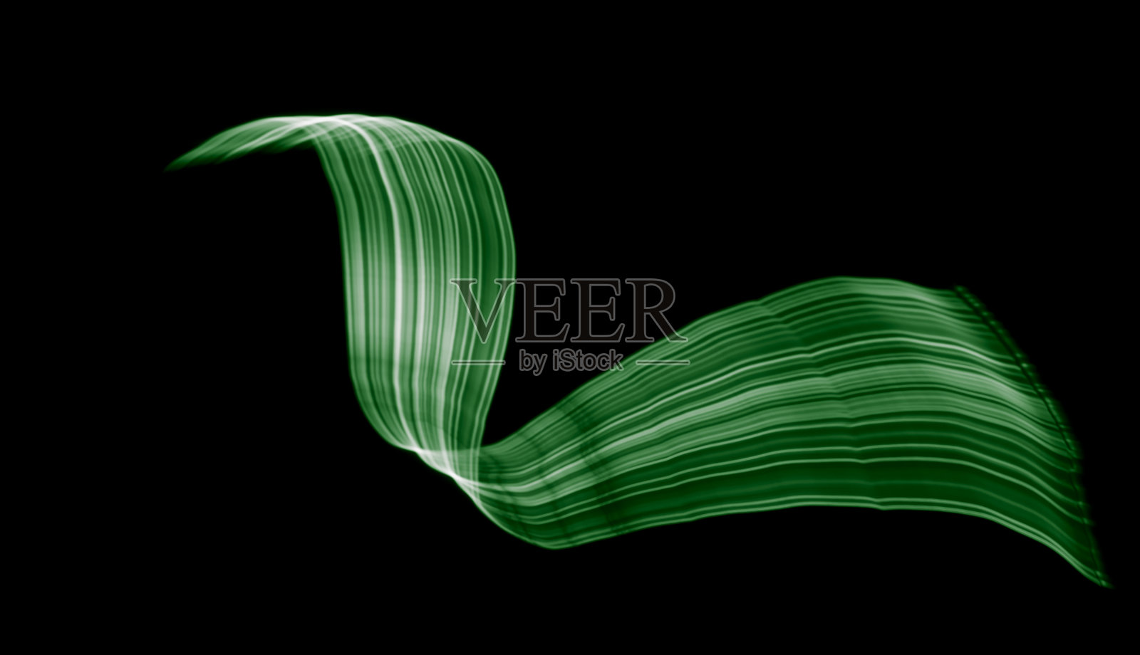 光的条纹在摆动和扭曲照片摄影图片