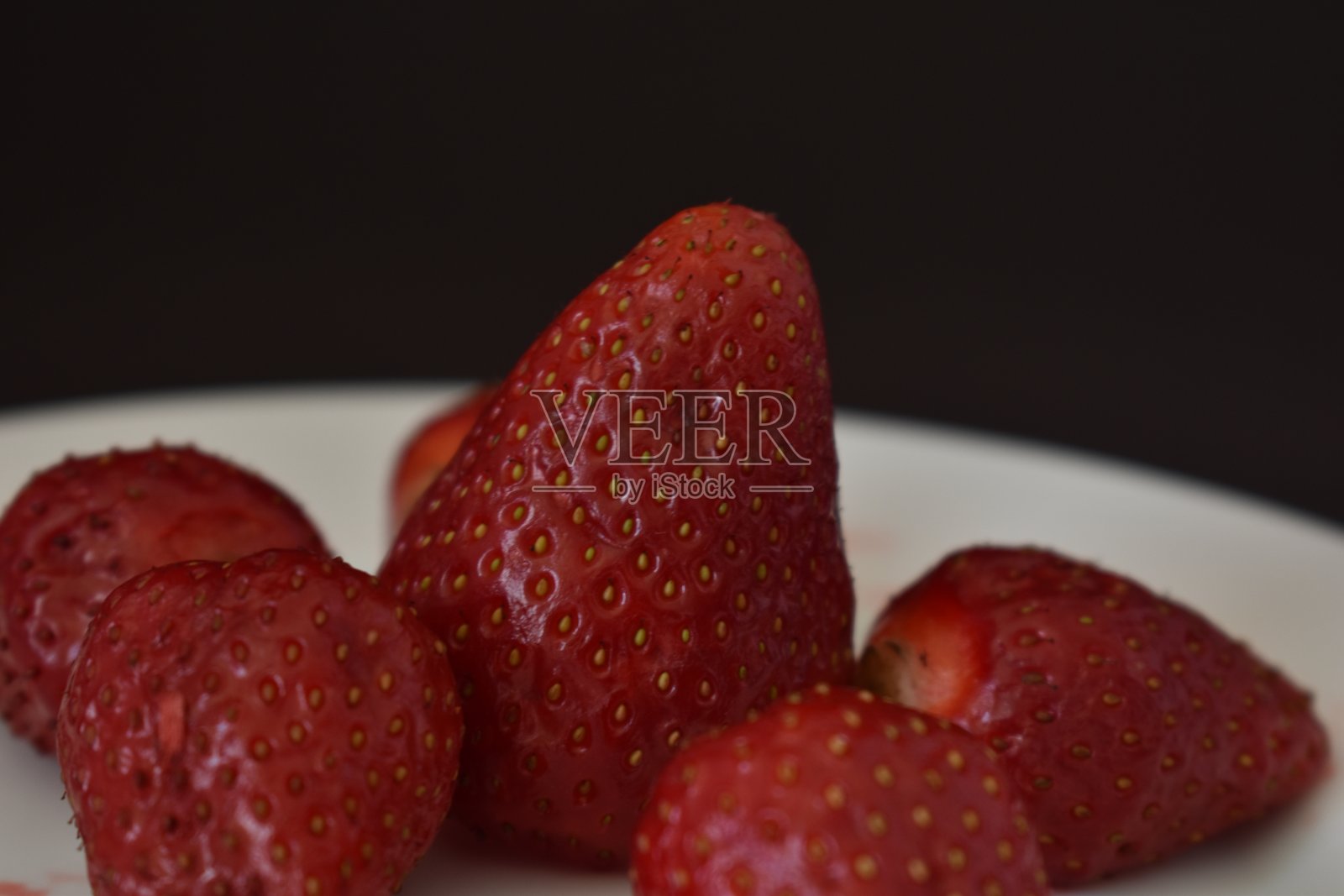 草莓照片摄影图片