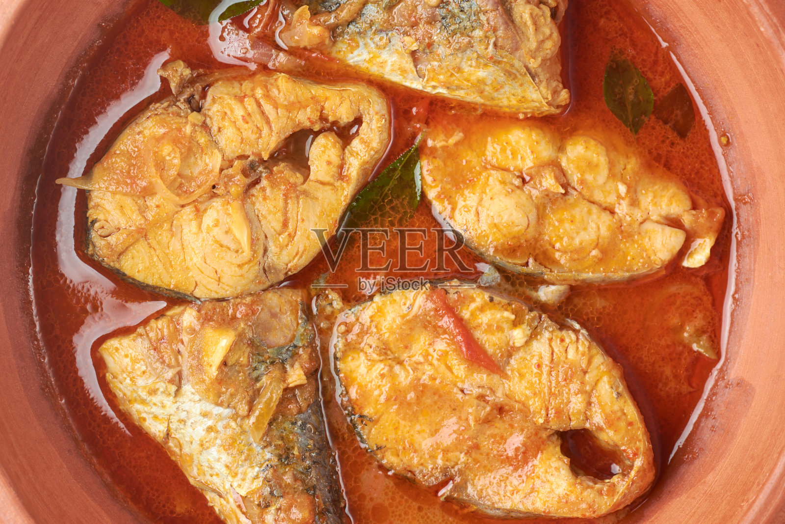 全画幅的辣鱼咖喱特写照片摄影图片