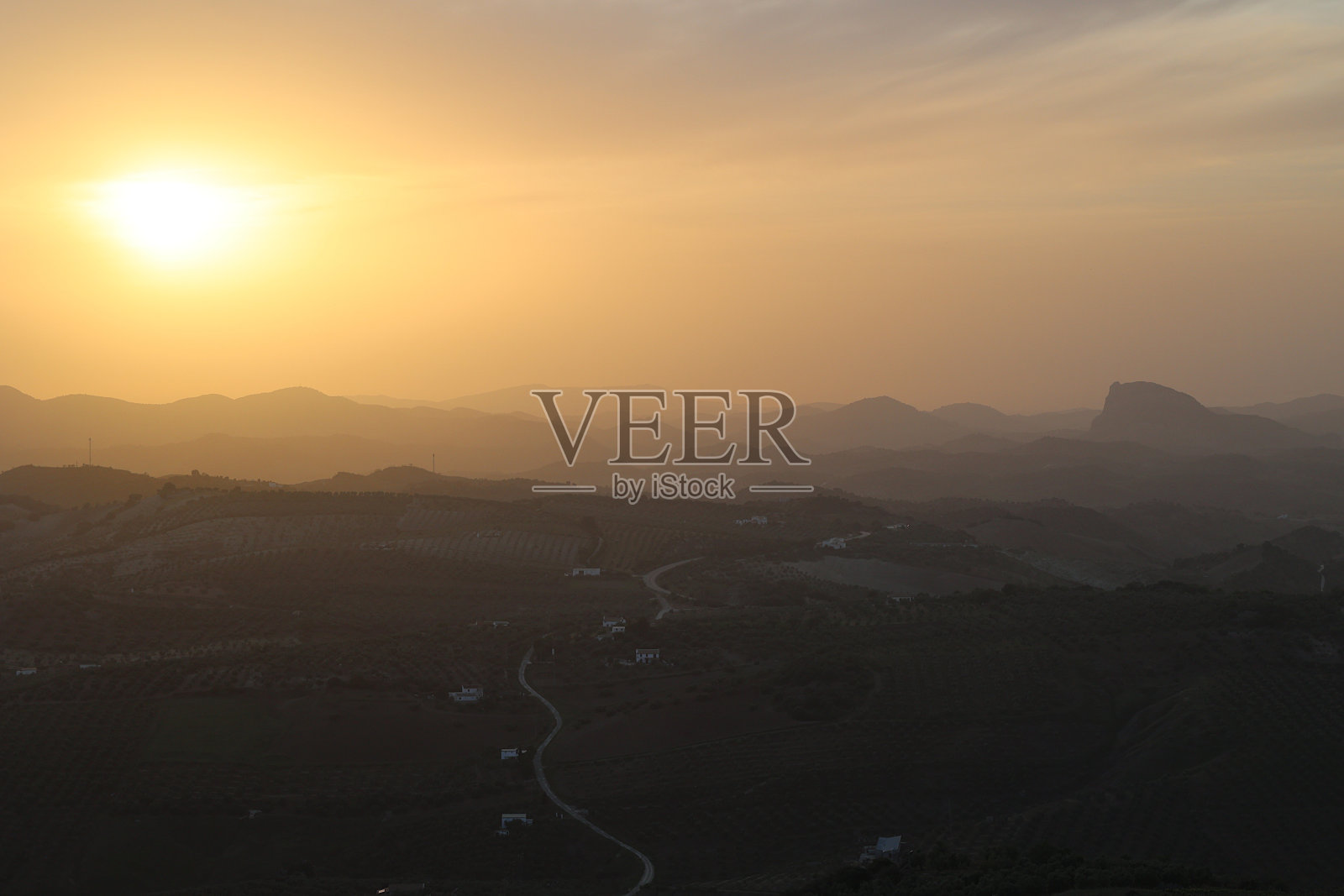 西班牙安达卢西亚的日落照片摄影图片