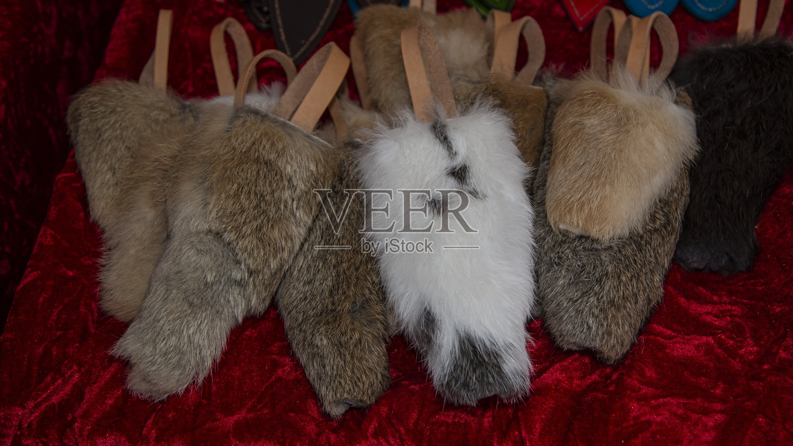 人造兔毛刀鞘。照片摄影图片