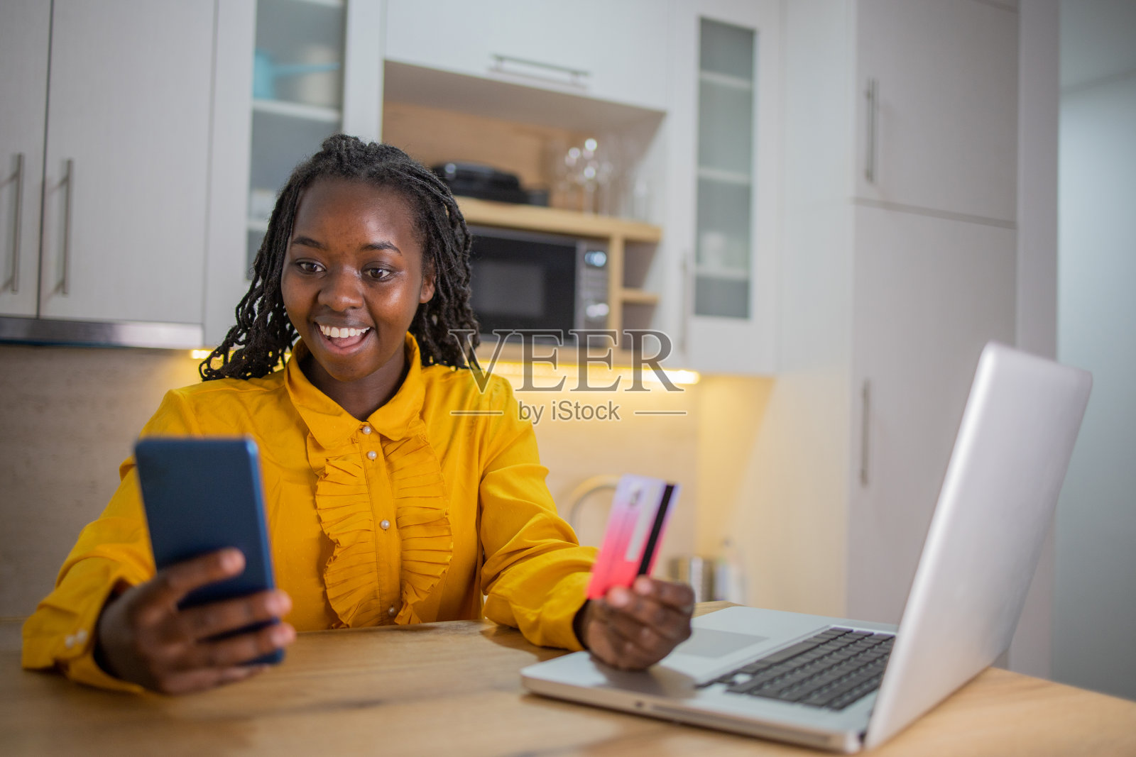 网上购物照片摄影图片