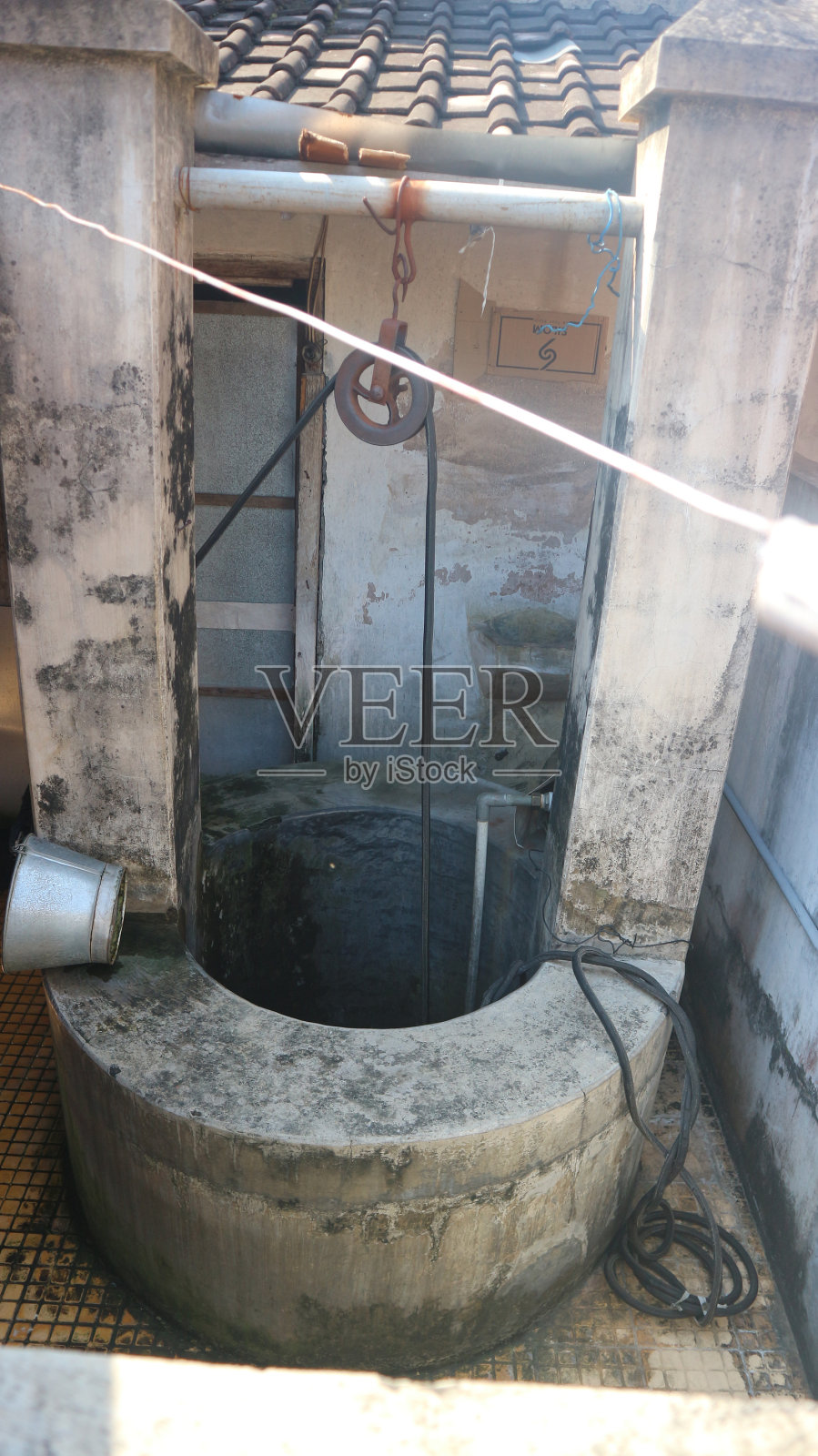 乡下的一口老井照片摄影图片