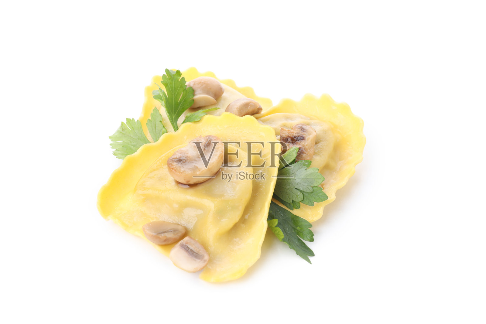 美味的馄饨孤立在白色的背景，近距离照片摄影图片