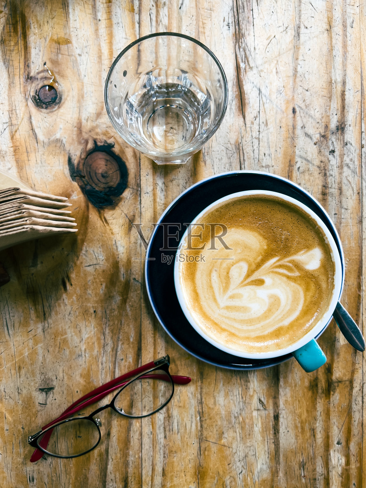 数字游牧民咖啡休息时间照片摄影图片