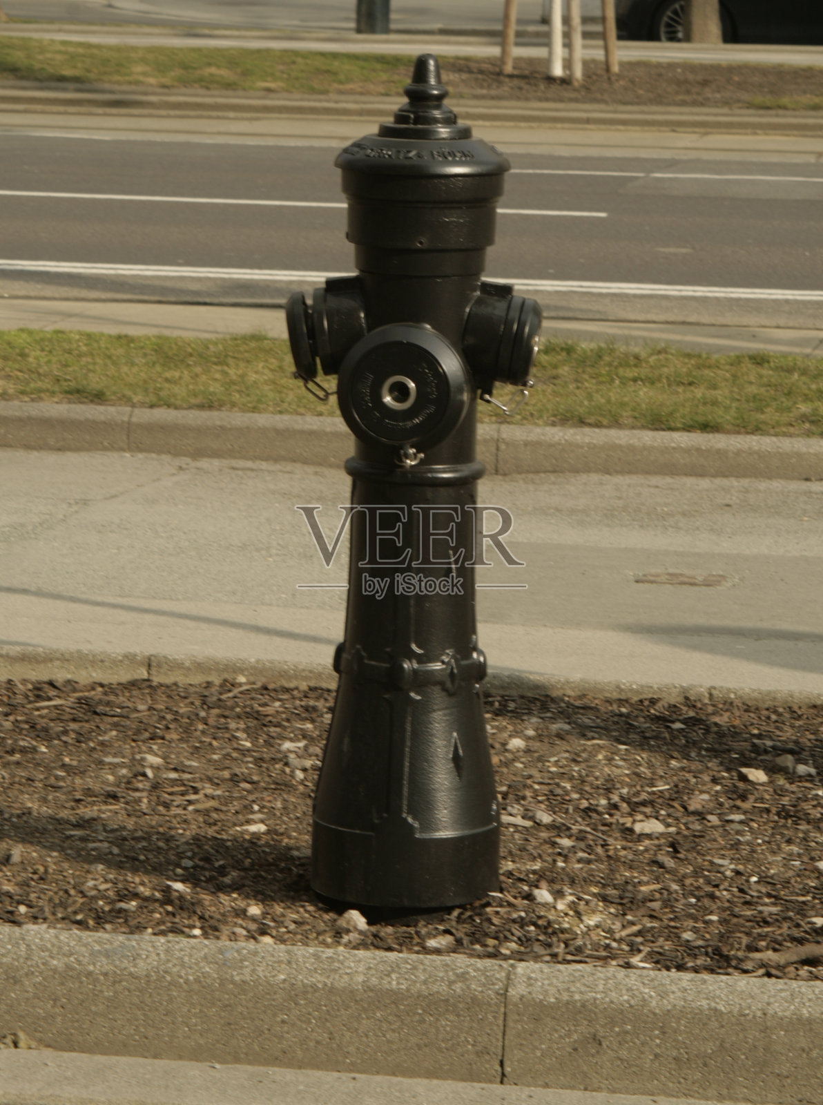 黑色的消防栓照片摄影图片