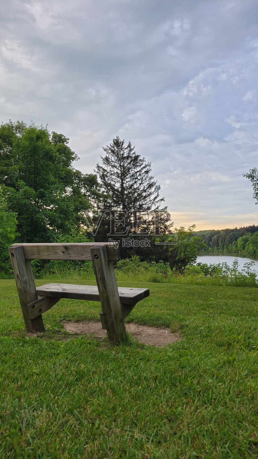 独自一人照片摄影图片