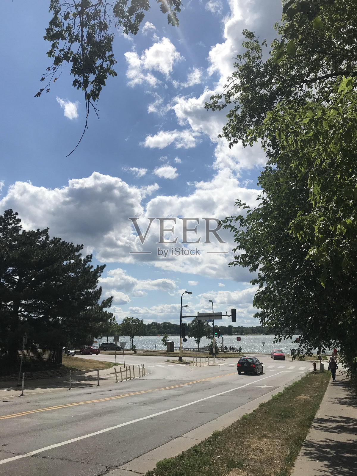 蓝色的天空照片摄影图片