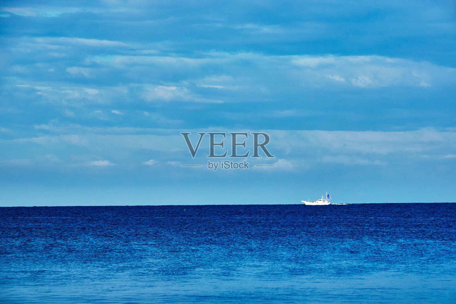 清晨的海景照片摄影图片