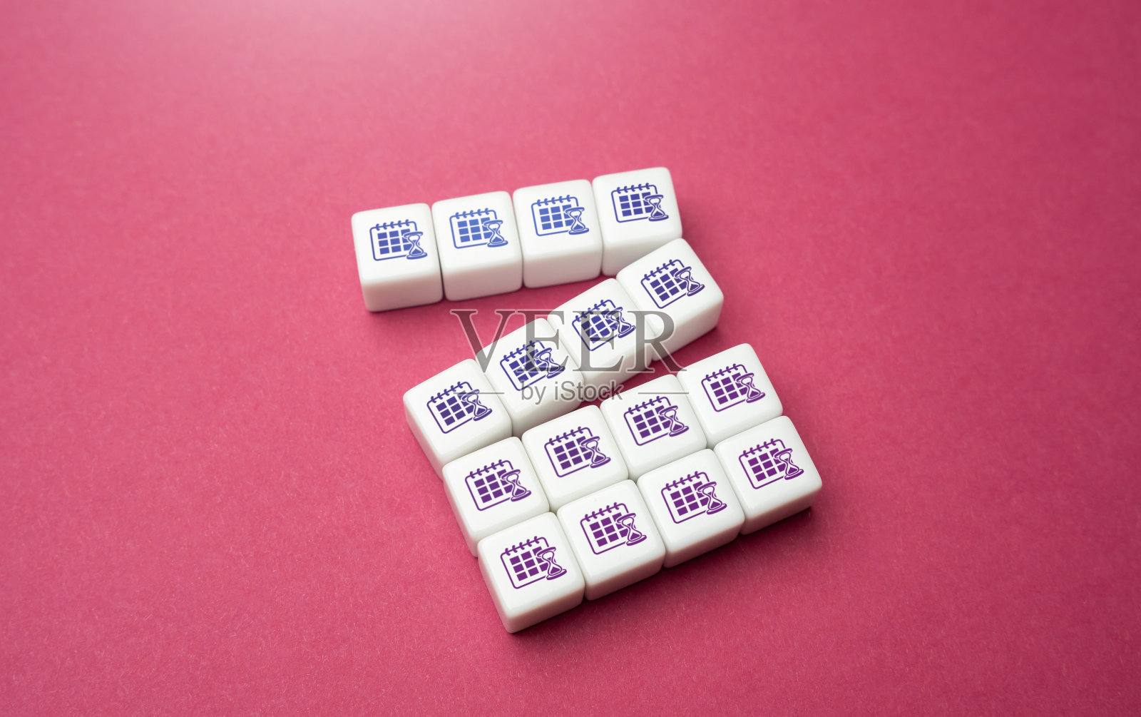 日复一日，月复一月。照片摄影图片