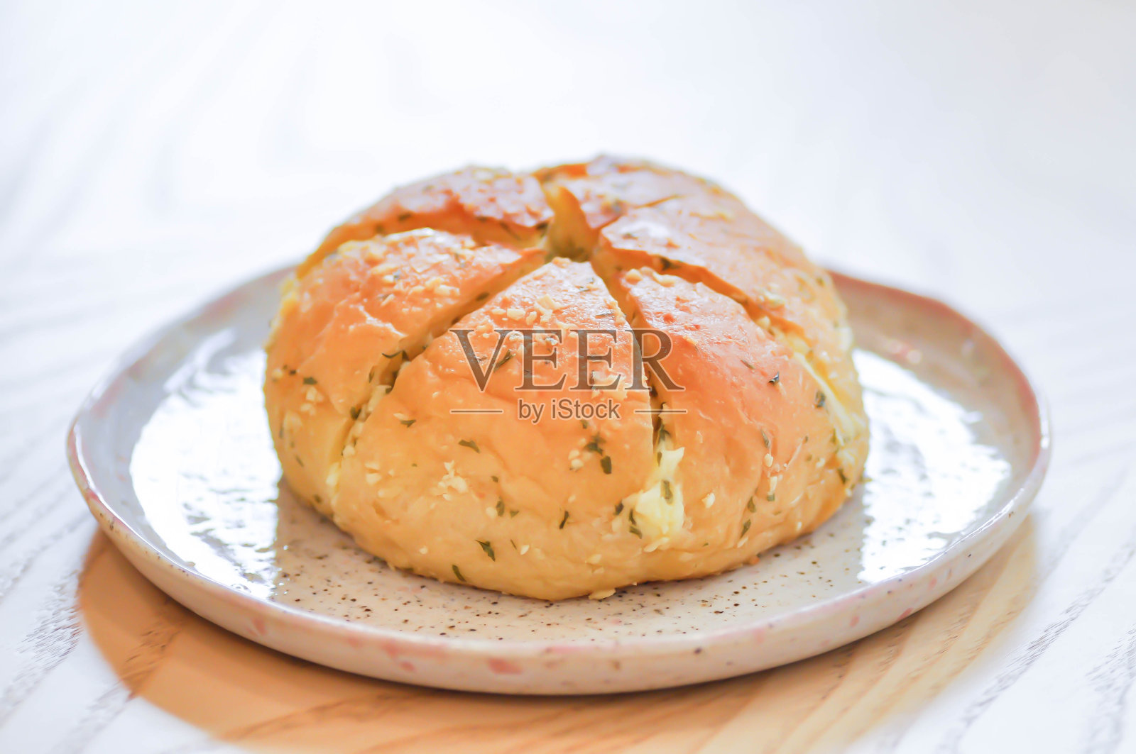 蒜蓉面包或芝士面包、马苏里拉芝士面包或芝士面包照片摄影图片