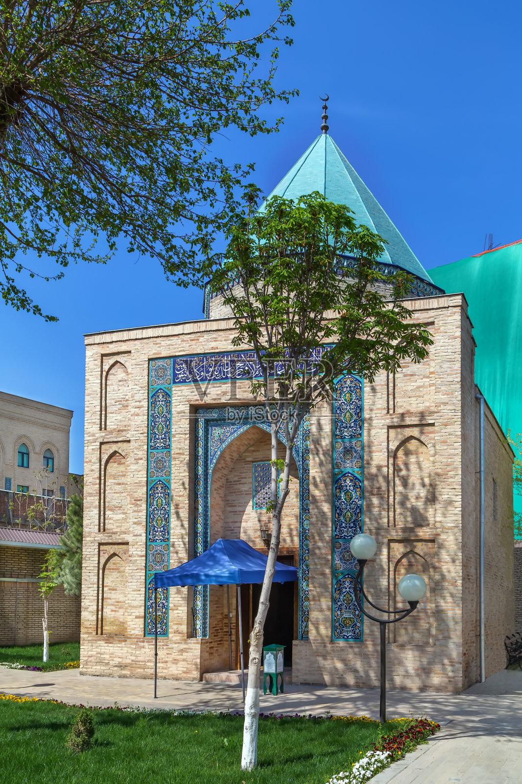 乌兹别克斯坦塔什干，卡尔迪加赫比陵墓照片摄影图片
