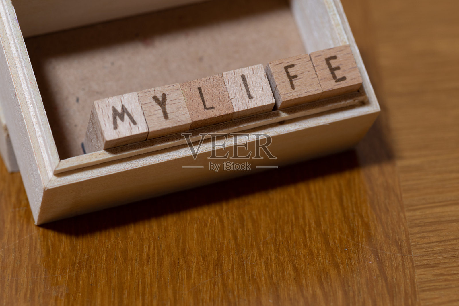 积木排列在我的生活中照片摄影图片