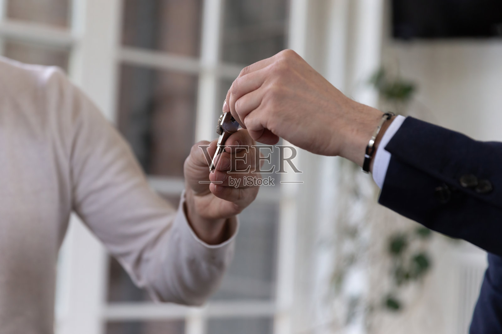 关键是新公寓转让作为财产变化的象征照片摄影图片