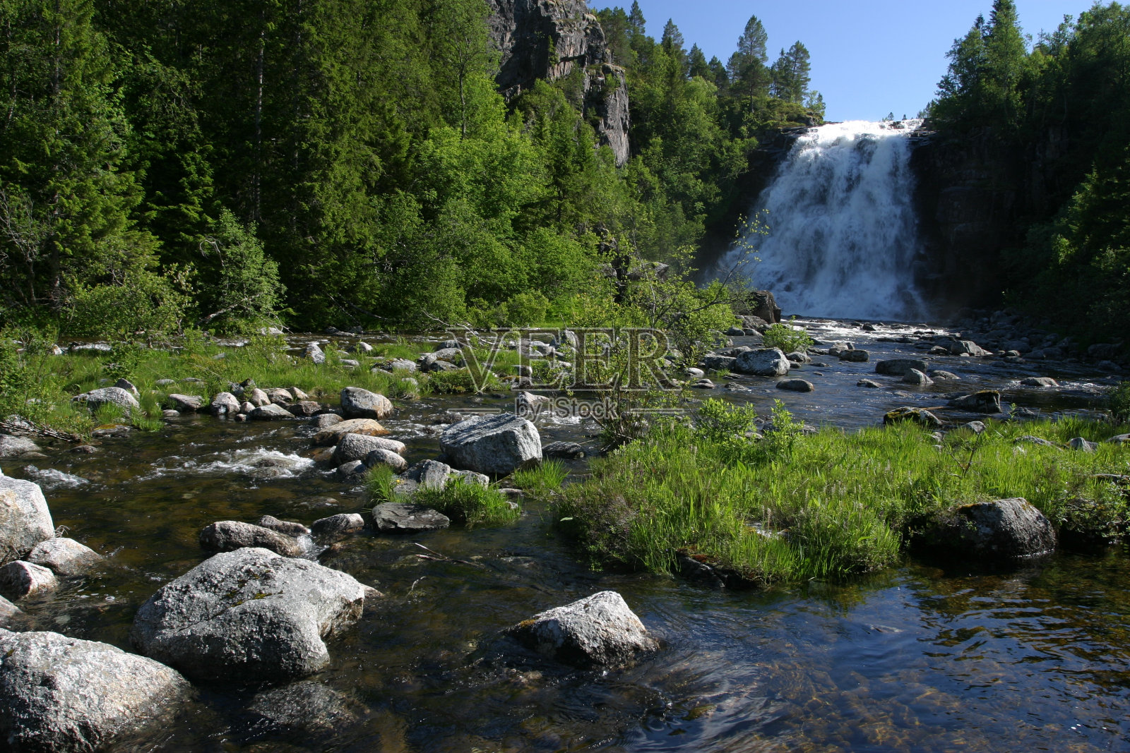 挪威河瀑布自然景观森林荒野夏季照片摄影图片