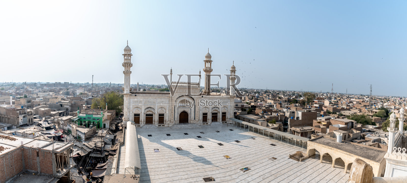 巴基斯坦巴哈瓦尔布尔的萨迪克清真寺照片摄影图片
