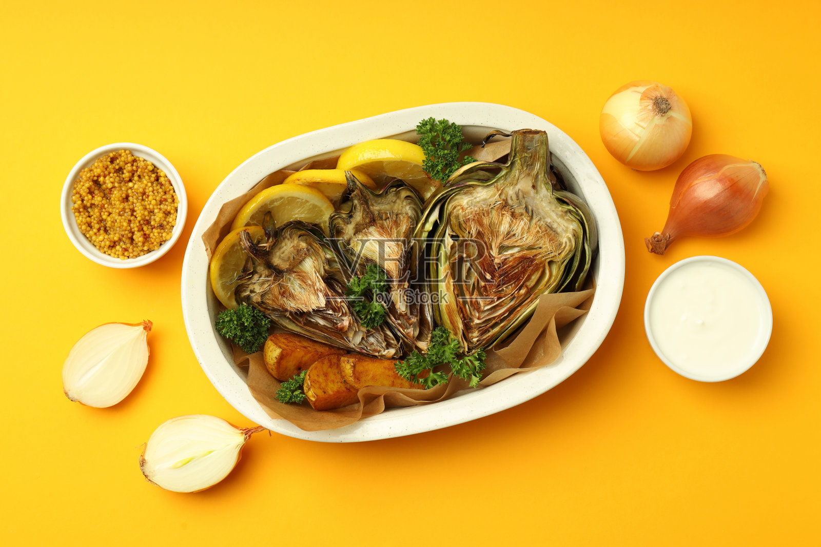 概念美味的食物与烤洋蓟，俯视图照片摄影图片