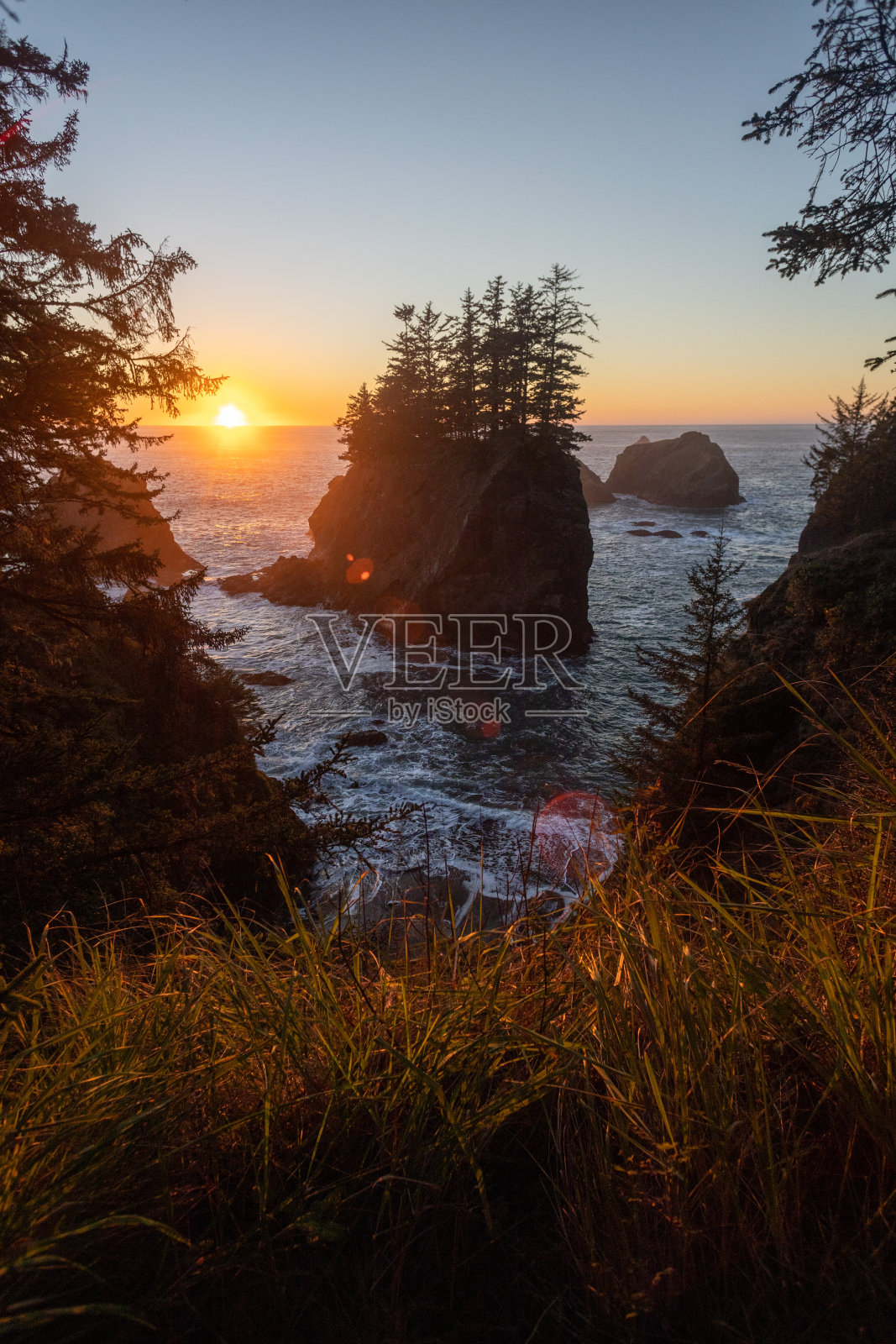 俄勒冈海岸的日落照片摄影图片