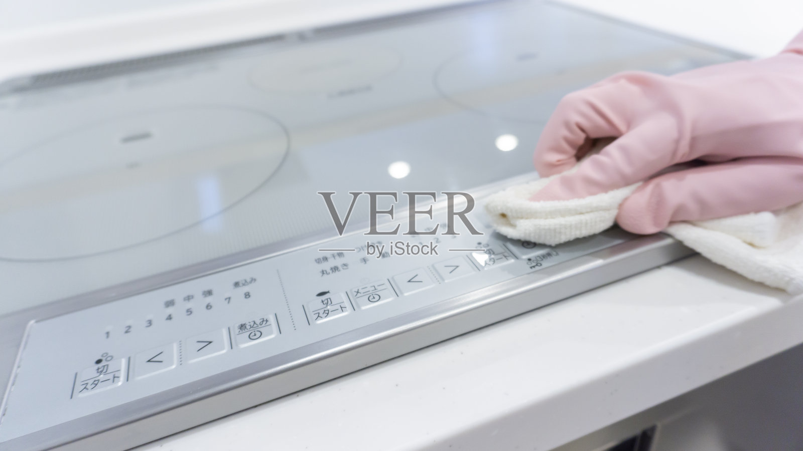 打扫厨房照片摄影图片