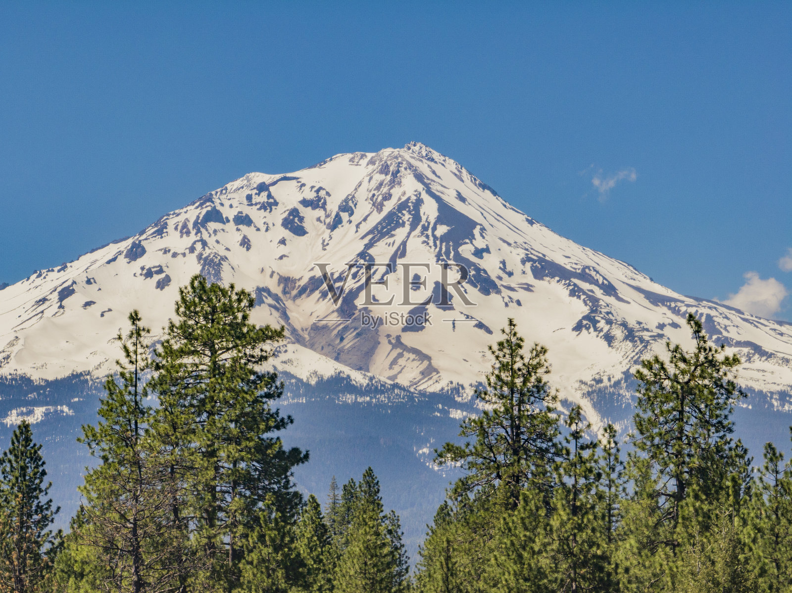 太沙士达山照片摄影图片