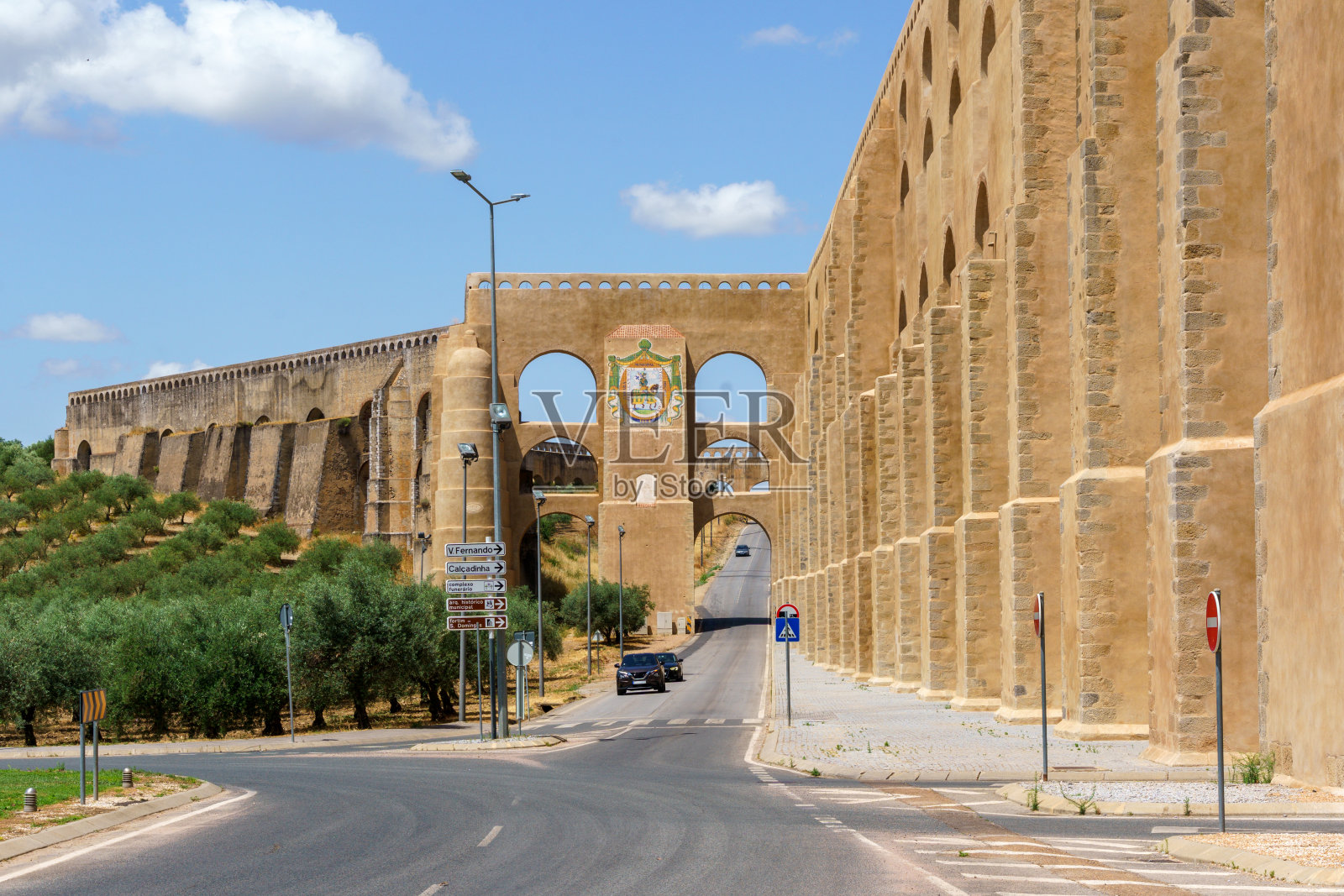 罗马渡槽埃尔瓦斯葡萄牙历史遗迹照片摄影图片