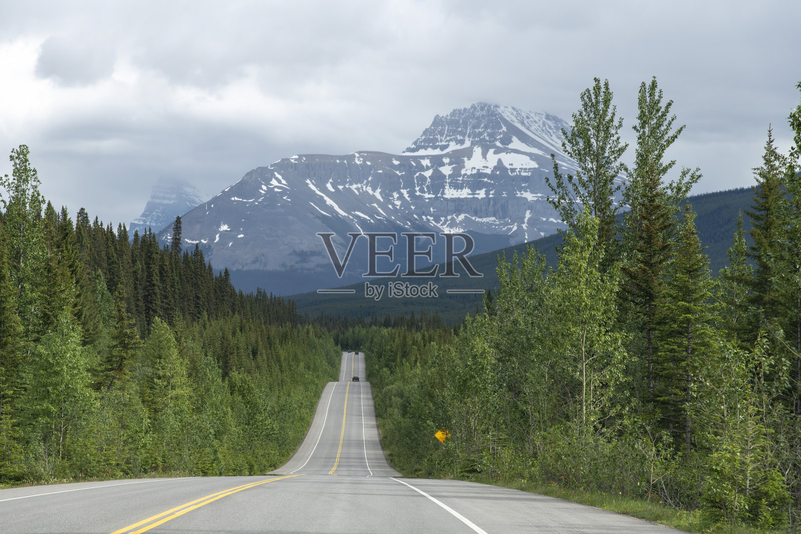 冰原公园路，阿尔伯塔省，加拿大照片摄影图片